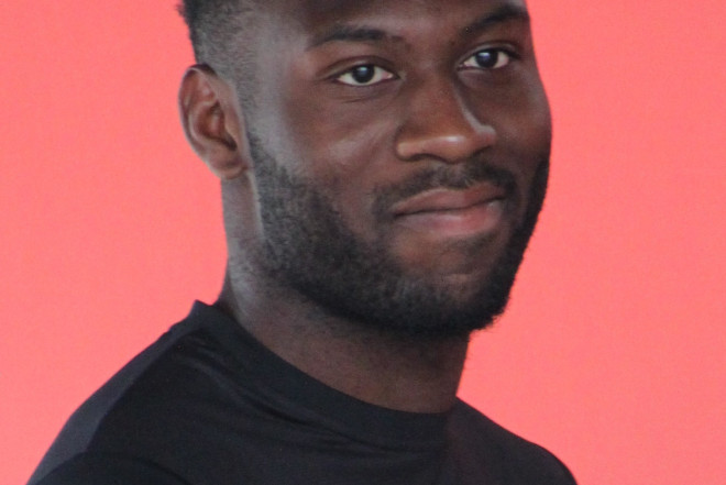 "Mançester Yunayted" və "Bayer 04"ün sabiq müdafiəçisi Fosu-Mensa yeniden məşqlərə başlayıb 