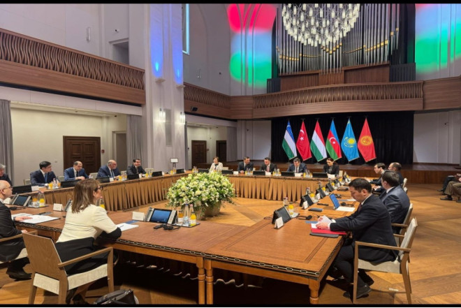 Hikmət Hacıyev TDT liderlərinin diplomatik köməkçilərinin toplantısında iştirak edib 