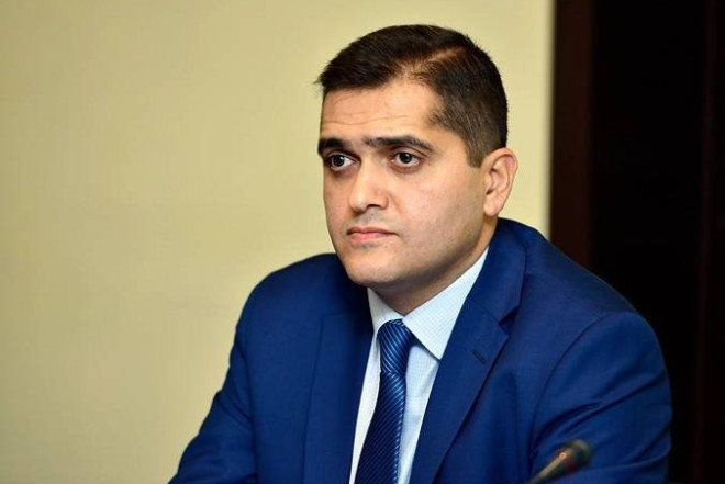 Elxan Şahinoğlu: "İran müharibəsi Rusiyanın işinə yarayıb" 