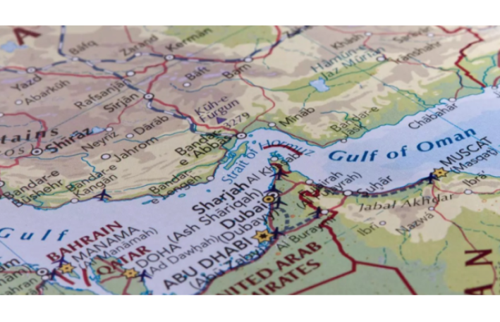 Trampdan şok açıqlama: Hörmüzü “Tramp boğazı” adlandırdı 