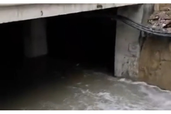 Xırdalanda binanın zirzəmisinə su doldu - Video