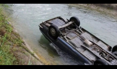 Mingəçevirdə avtomobil kanala düşdü 