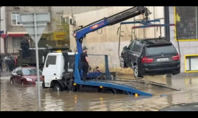 Bu ölkədə fövqəladə vəziyyət elan olundu 