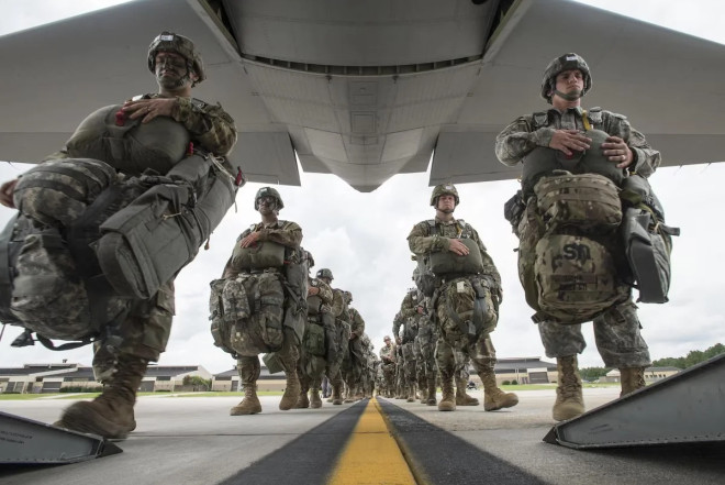 WP: Pentaqon İranda həftələrlə davam edəcək quru əməliyyatlara hazırlaşır