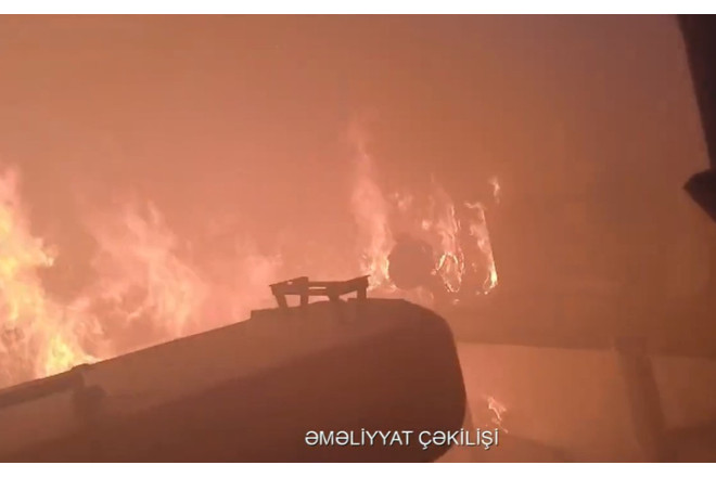 Sumqayıtda mebel sexində yanğın - Video
