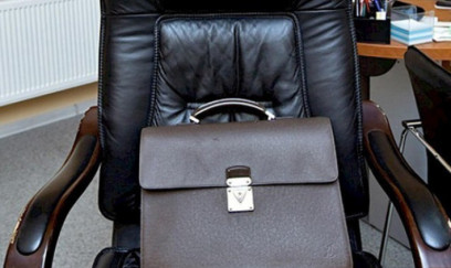 Bu rayonun icra başçısı 46 nəfəri vəzifədən azad etdi 