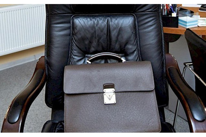 Bu rayonun icra başçısı 46 nəfəri vəzifədən azad etdi 