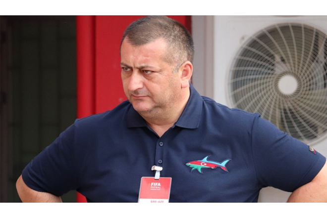 Zaur Axundov ev dustaqlığında qaldı 