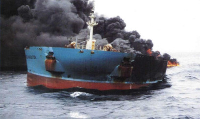 Dubay limanında Küveyt tankeri vuruldu 