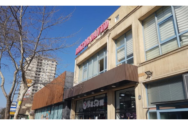 Pediatr olan məşhur baş həkim qastroenteroloq işləyirmiş - Klinikada ciddi nöqsanlar aşkarlandı - FOTO