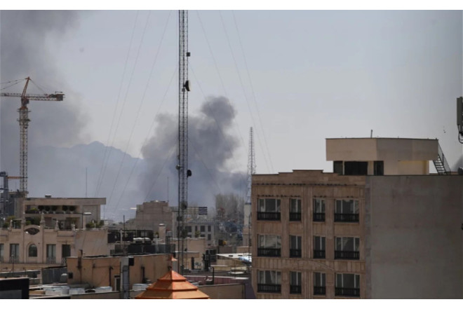 Qətər sahillərində neft tankerinə zərbə endirildi