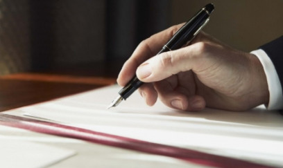 İnstitut direktoru vəzifəsindən azad edildi 