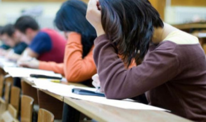 Universitetlər təqaüdləri niyə gecikdirir? - AÇIQLAMA