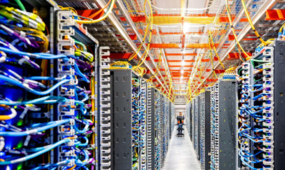 Amazon məlumat mərkəzi İran hücumu nəticəsində zədələnib 