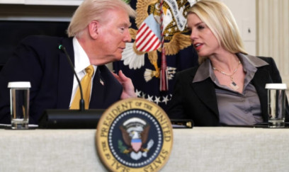 Tramp baş prokuroru vəzifədən azad edib 