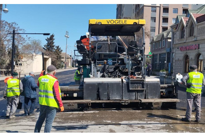 Suraxanıda növbəti küçə asfaltlanır - FOTOLAR