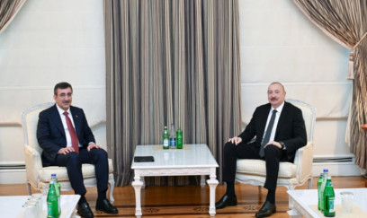 İlham Əliyev Türkiyənin Vitse-prezidentini qəbul edib - FOTOLAR