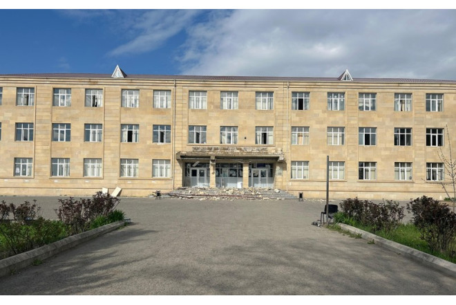 Daş Salahlıda külək məktəb binasına zərər vurdu - FOTO