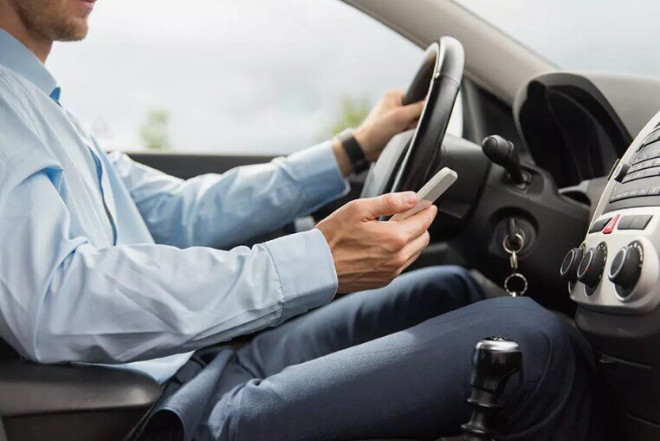 Bu şəxslər maşın sürə bilməyəcək- YENİ QAYDA