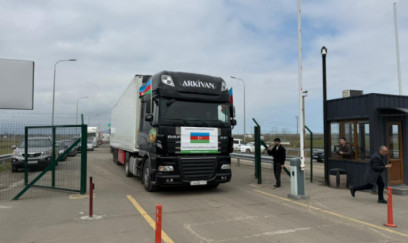 Azərbaycandan İrana 10 TIR-lıq humanitar dəstək