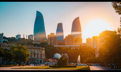 Bakıda yeni "moll" tikilir 