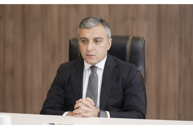 Yeni sədr qaynını özünə müşavir təyin etdi 