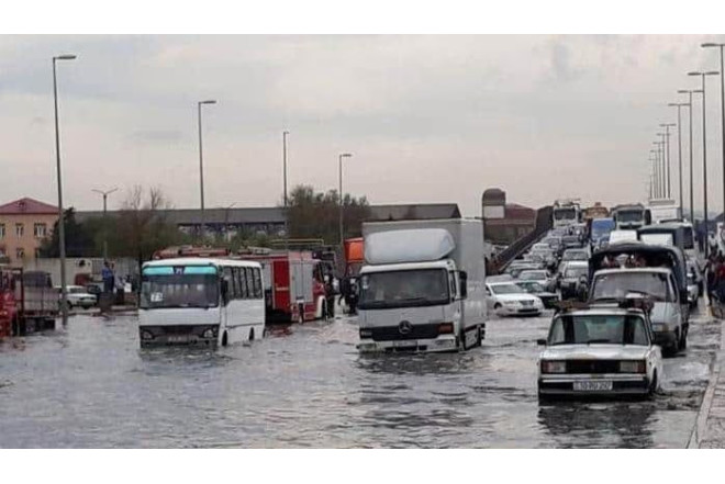 Bakını yenə su basdı - VIDEO