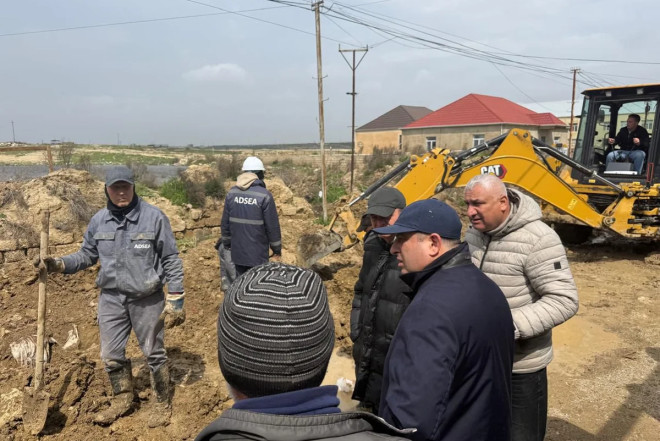 Adil Əliyev Suraxanıda baxış keçirib 