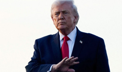 “Onlara silah göndərdik, amma kürdlər özlərinə götürdülər” - Tramp