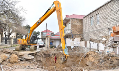 Kollektorun üzərində tikilmiş ev söküldü - ADSEA