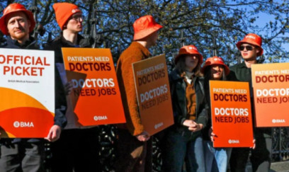 İngiltərədə həkimlər tətilə başlayıblar