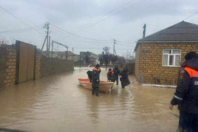 Daşqınlar 6 nəfərin ölümünə səbəb oldu - Rusiyada