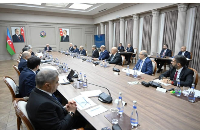 Baş nazir onları iclasda topladı - FOTO/VİDEO