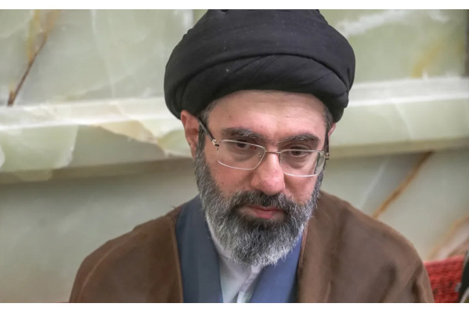 “Xamenei huşsuz vəziyyətdədir” 