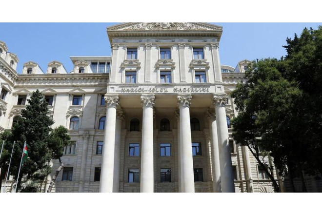 Rəsmi Bakı: ABŞ və İran arasında elan edilmiş atəşkəsi alqışlayırıq 