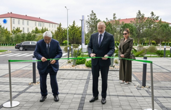 İlham Əliyev açılışda 