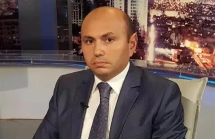 "Bu hadisə ara seçkilərində demokratların qələbəsini qaçılmaz etdi"- Elşad Mirbəşir