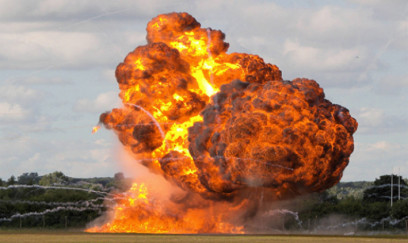 İrana məxsus adalarda - Partlayışlar