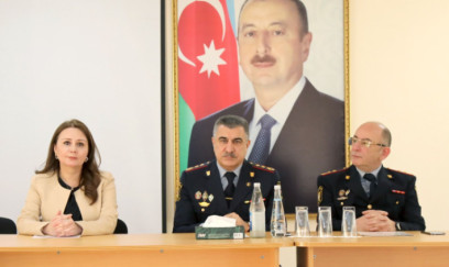 Xətai rayonunda polislər məktəblərdə maarifləndirmə tədbir keçirdi - FOTOLAR