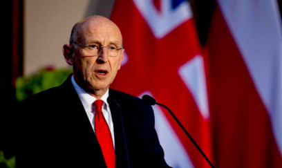 Britaniya Rusiya sualtı qayıqlarını bir ay izləyib 