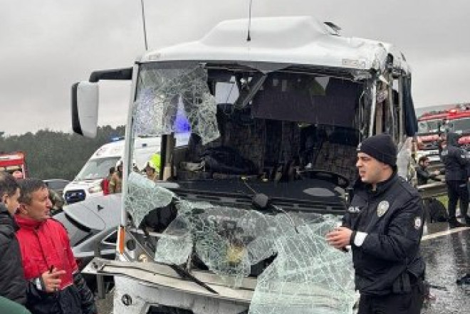 Qəzada yaralanan polis vəfat edib 