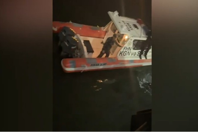 FHN-in əməkdaşları dənizdə batma təhlükəsində olan qızı xilas edib - VİDEO