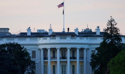 Ağ Ev əməkdaşlarına xəbərdarlıq edildi