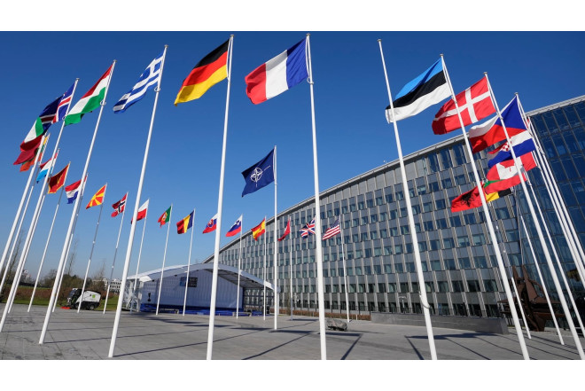 Brüssel–Mərkəzi Avropa xətti: siyasi ziddiyyətlər dərinləşir