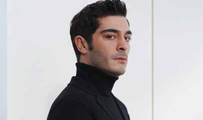 Məşhur aktyorun evindən narkotik tapıldı 