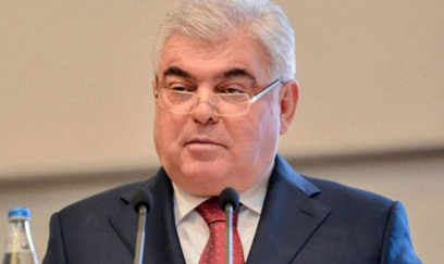 Ziya Məmmədovun həyat yolu: dəmiryolçudan nazirə