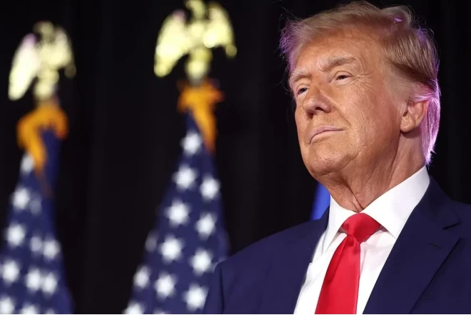 Tramp Vaşinqtonda dünyanın ən böyük zəfər tağını tikməyi planlaşdırır 