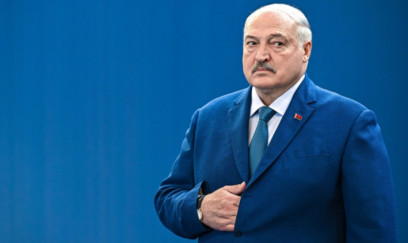 Lukaşenkoya 40 il əvvəl özünün yazdığı məktub hədiyyə edildi 