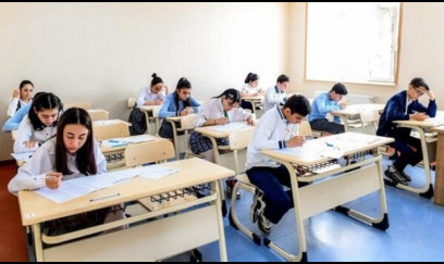 Buraxılış imtahanı keçirildi - Telefon aşkarlananlar xaric olundu