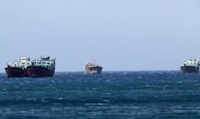 KİV: Böyük Britaniya ABŞ-nin Hörmüz boğazındakı missiyasına qoşulmayacaq 